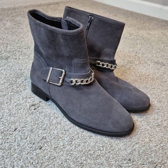 Vionic  Women's Size 9.5 Boots Gray Suede Moto Ankle Buckle Chain - Picture 1 of 9